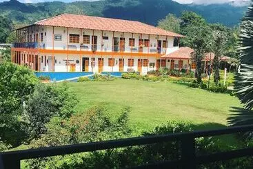 Finca Hotel La Rivera