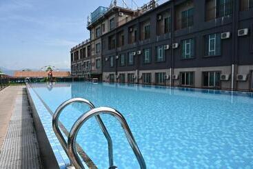 ホテル Chenang Inn