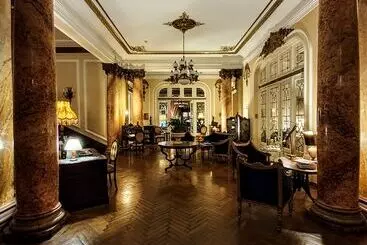 هتل Grand Boutique