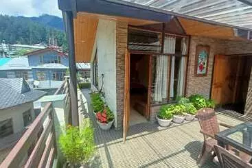 Hotel Goroomgo  Daddy S Manali
