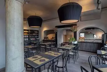 تختخواب و صبحانه Ca  Tazzoli