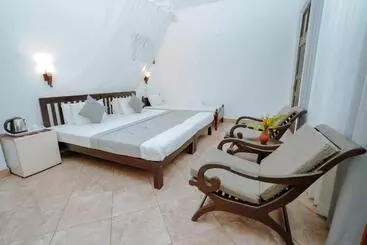 Hotel Blue Sky Beach Resort