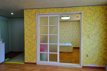 ペンション Back To Eden Resotel