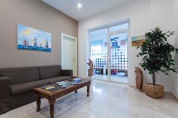 آپارتمان‌های توریست‌ها Ciuri Home