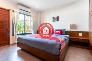 هتل De Nawarat Chiang Mai Boutique Apartment