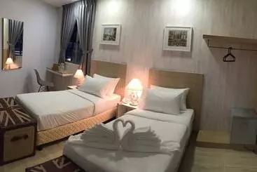 Lighthouse Hotel & Shortstay