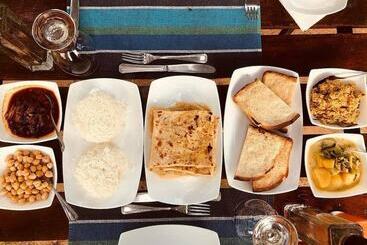 בית מלון כפרי Mahoora Yala By Eco Team