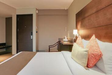 فندق Treebo Premium Niraali Executive