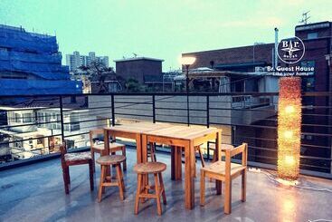 Pension Br. Guesthouse Hongdae