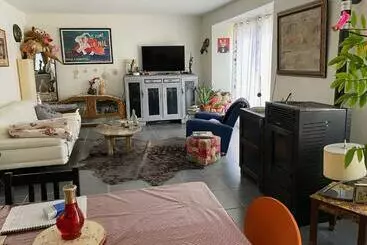 ベッドアンドブレックファースト Chambre D Hotes Chez Dany Maowmaow Et Garfield