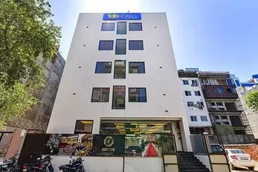 Fabhotel Prime Pink City Park