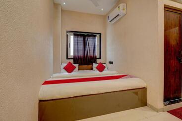 Отель Oyo Flagship 81405  Onyx Inn