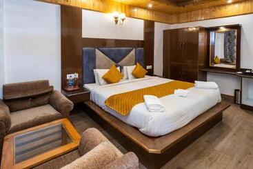 酒店 Galaxy Luxuria , Manali