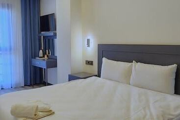 酒店 Shishly Palace