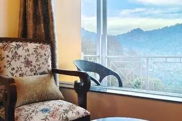 Resort Aranya Mukteshwar