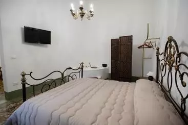 Pension  Palazzo  800 : Cementine