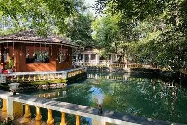 Majatalo Surya Eco And Wedding Resort