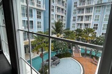 Aparthotel Grand Florida Beachfront Resort Jomtien Pattaya