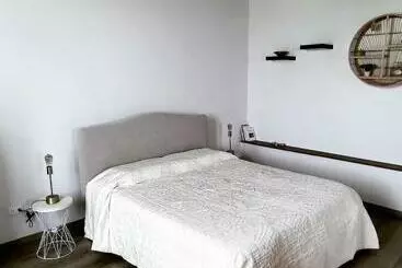 Outlander Cottage   Family B&b
