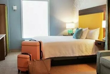هتل Home2 Suites By Hilton Cheyenne