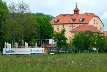 Hotel Boselblick Gästezimmer & Biergarten