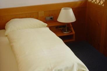 Hotel Gasthof Zur Sonne