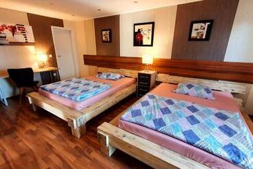 בית מלון כפרי Gründauer Monteurwohnung/studentenwohnung