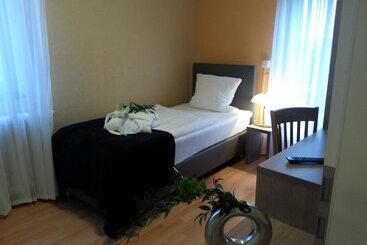 فندق Zum Berggarten