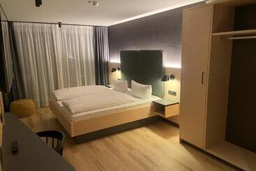 Hotel Zum Goldenen Hirsch