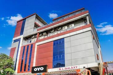 Hotel Oyo Flagship 81296 Sh