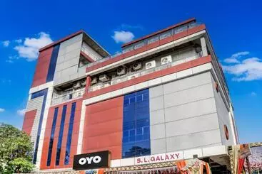 Hotel Oyo Flagship 81296 Sh