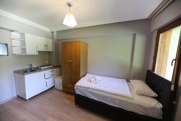 هتل Paradi̇se Lake