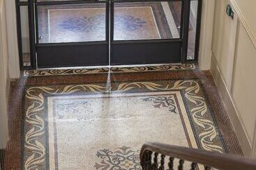 هتل آپارتمان Notting Hill House