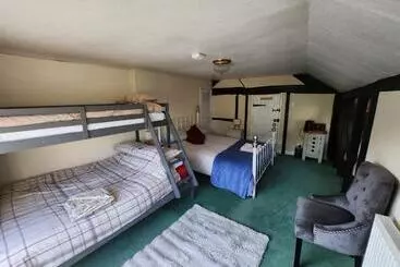 Aamiaismajoitus (B&B) Watsons Ale House