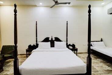 Resort Palette   Madhogarh