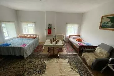 Panzió Guest House Hyseni