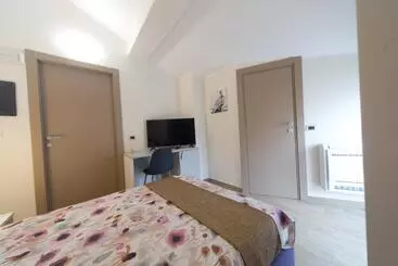 Pansiyon Slow Chic Apartment Beb Policlinico
