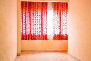 בית מלון כפרי Dream In Sky Near Utam Nagar