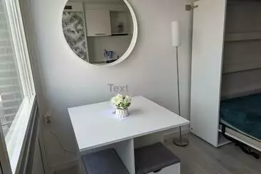 Aamiaismajoitus (B&B) Ground Floor Studio & 2 Bikes