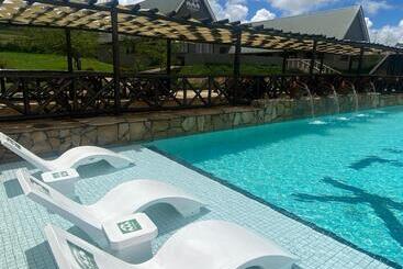 هتل Outback Kenya Lodge