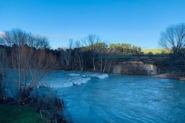 ペンション Hostal Don Javier