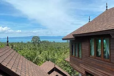 Kawarin Secret Hut Hotel And Resort