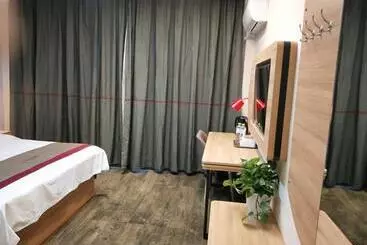 Thank Inn Plus Hotel Rizhao Lanshan Bus Station