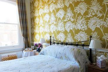 Hotelli Avondale Guest House