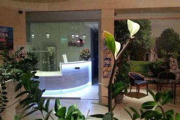 酒店 Hôtel Résidence Les Vénitiennes