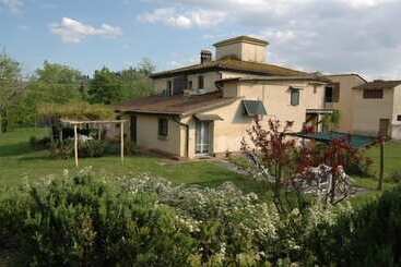 Hotel Le Mandrie Di Ripalta