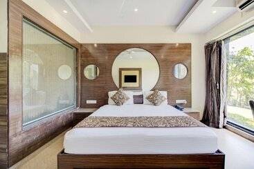 酒店 Royale Palace