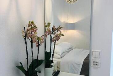 בית מלון כפרי Taki S Guests