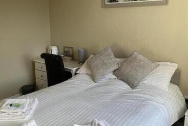 Hotel The Seven Stars