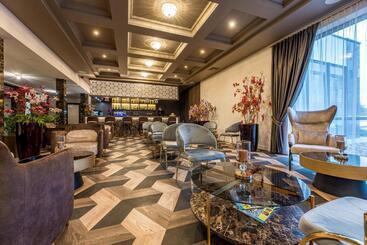 هتل Gradiali Wellness And Spa